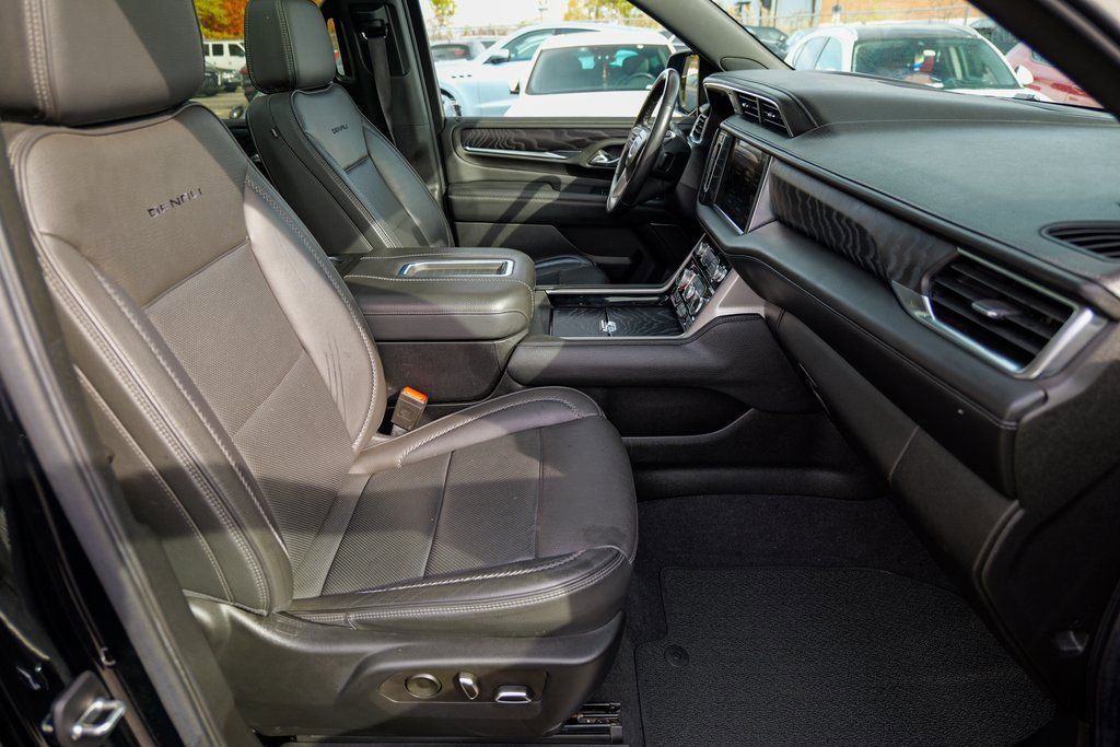 Used 2022 GMC Yukon XL Denali image 38