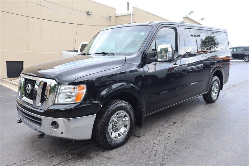 Used 2020 Nissan NV 3500 SL RWD image 4