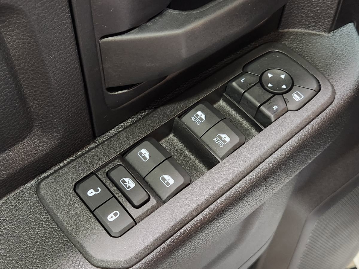 Used 2025 RAM 2500 Tradesman AWD/4WD image 35