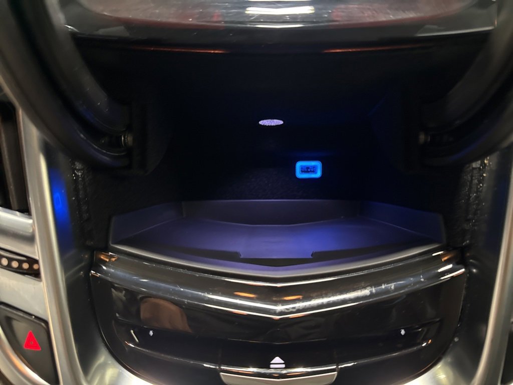 Used 2015 Cadillac SRX Luxury w/ Driver Awareness Package image 18