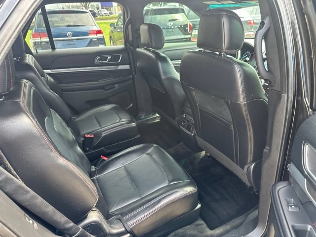 Used 2017 Ford Explorer Sport w/ Equipment Group 401A AWD/4WD image 13