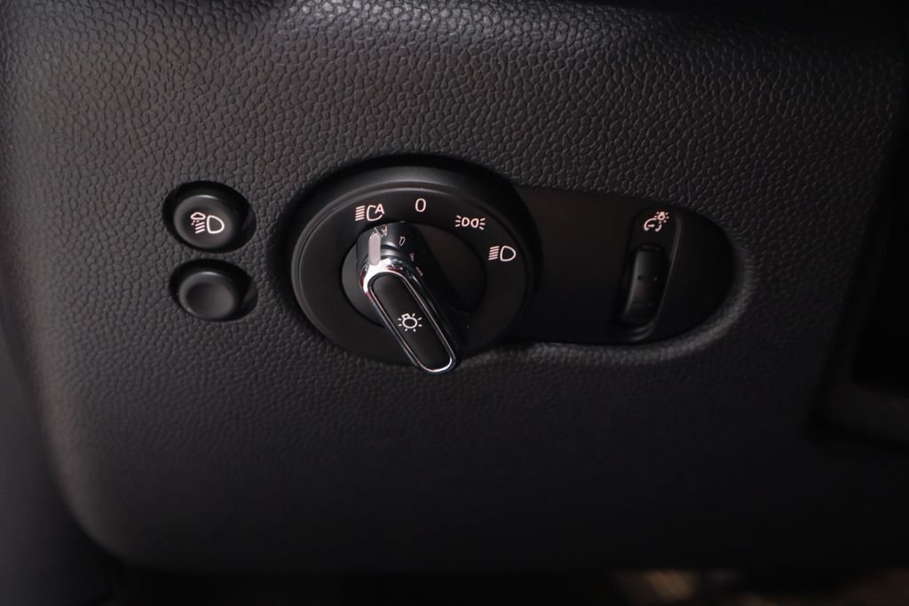 Used 2023 MINI Cooper S FWD image 28