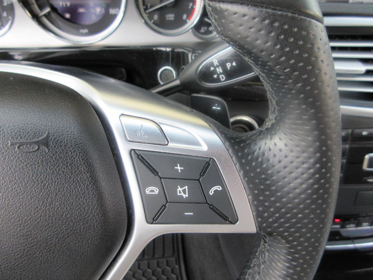 Used 2013 Mercedes-Benz E 350 4MATIC Wagon image 46