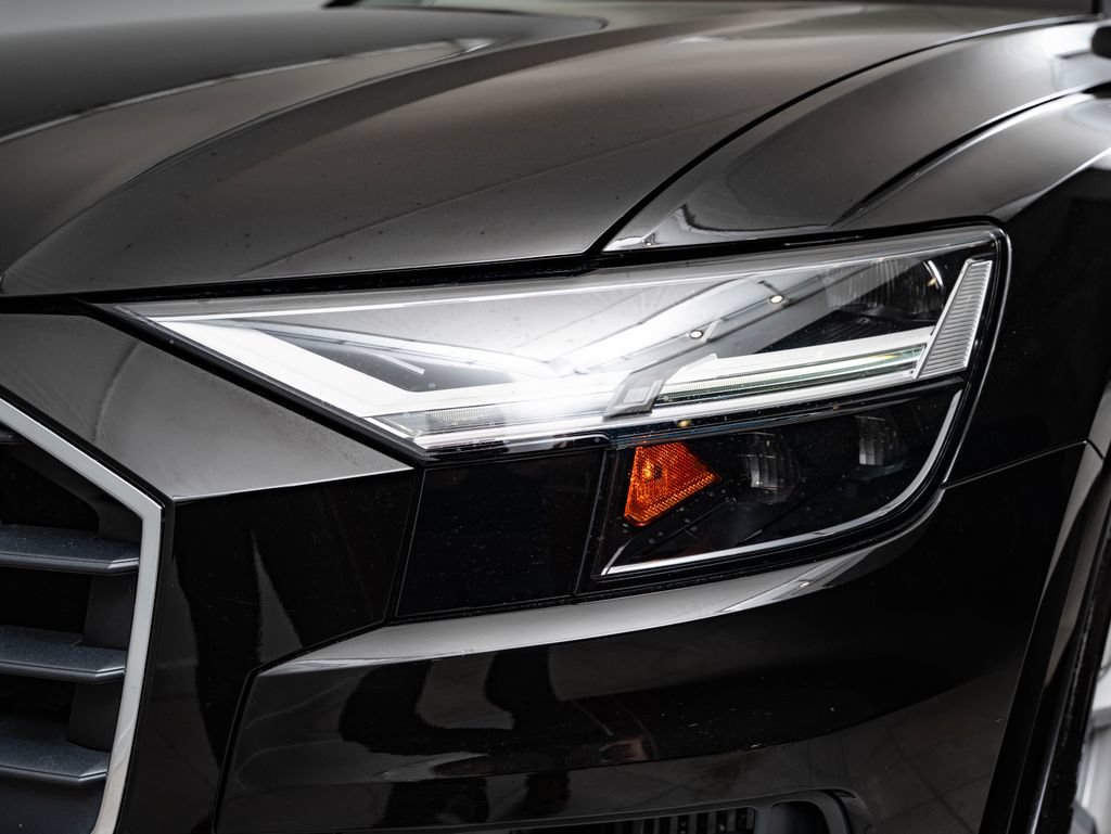 Used 2022 Audi Q8 Premium Plus AWD/4WD image 15