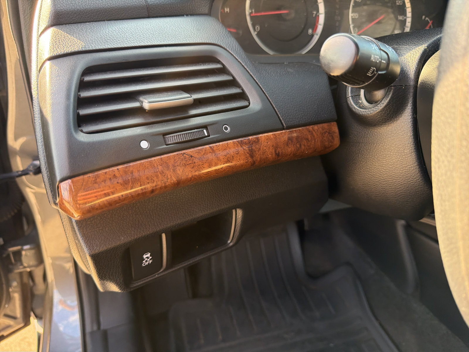 Used 2012 Honda Accord EX image 23