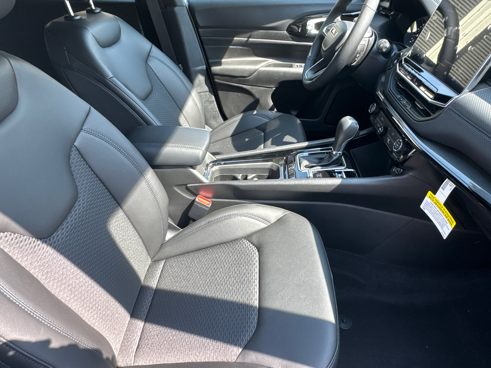 New 2026 Jeep Compass Latitude AWD/4WD image 14