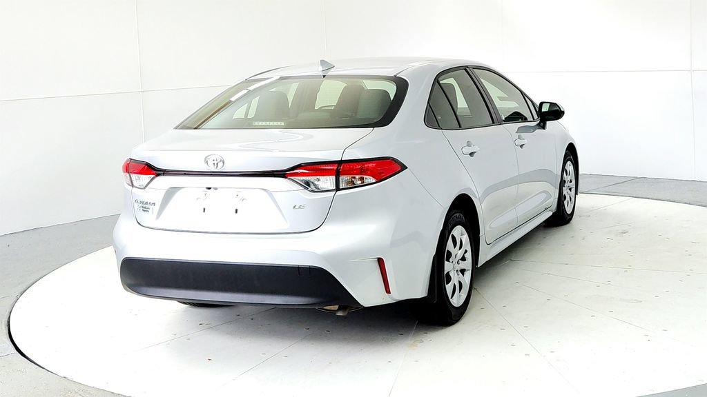 Certified 2023 Toyota Corolla LE FWD image 5