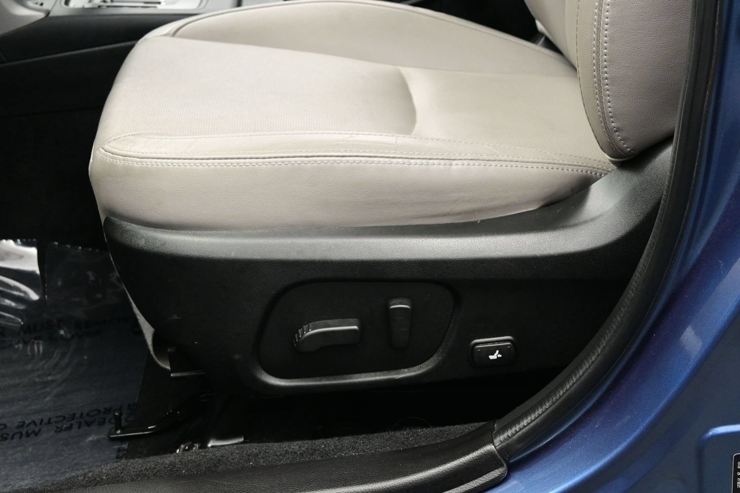 Used 2017 Subaru Forester 2.5i Limited AWD/4WD image 11