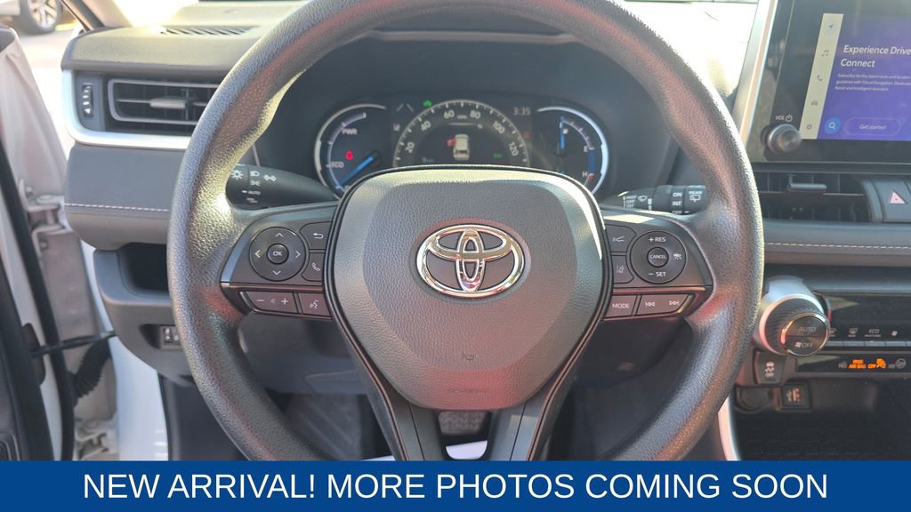 Used 2025 Toyota RAV4 XLE image 14
