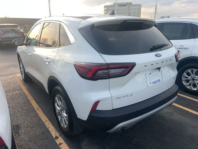 Used 2023 Ford Escape Active w/ Tech Pack #2 AWD/4WD image 4