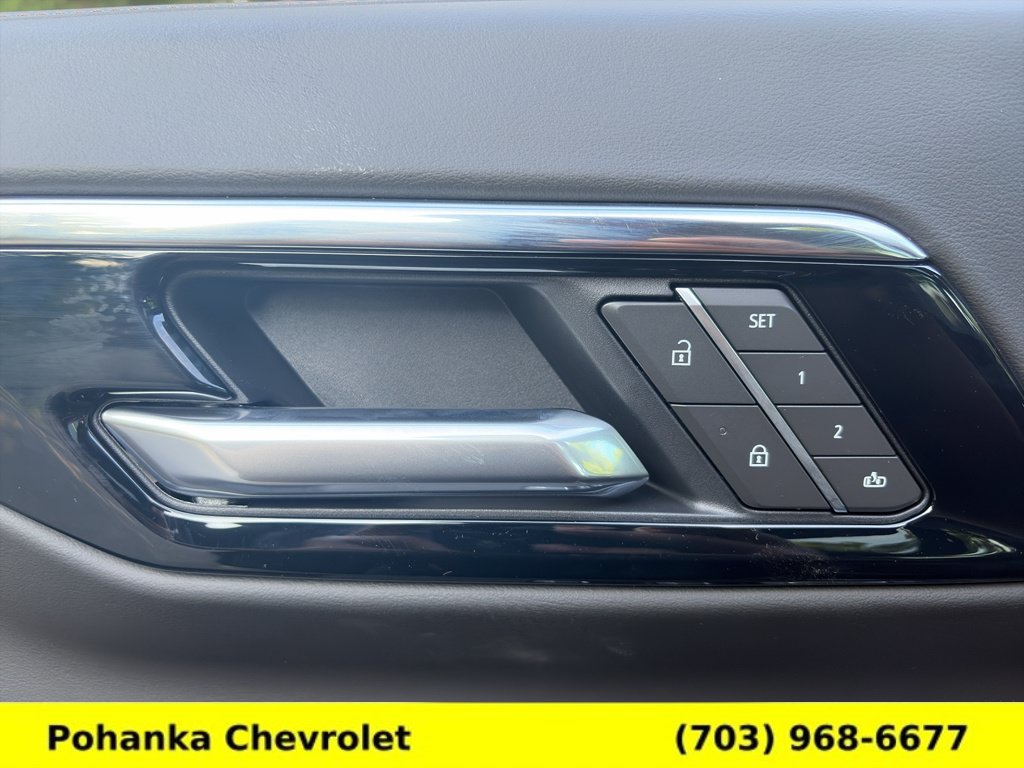 New 2026 Chevrolet Suburban High Country AWD/4WD image 21