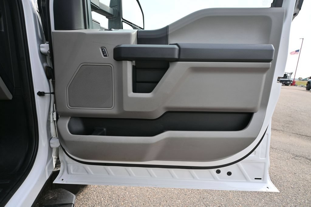 Used 2019 Ford F550 4x4 Regular Cab Super Duty image 77