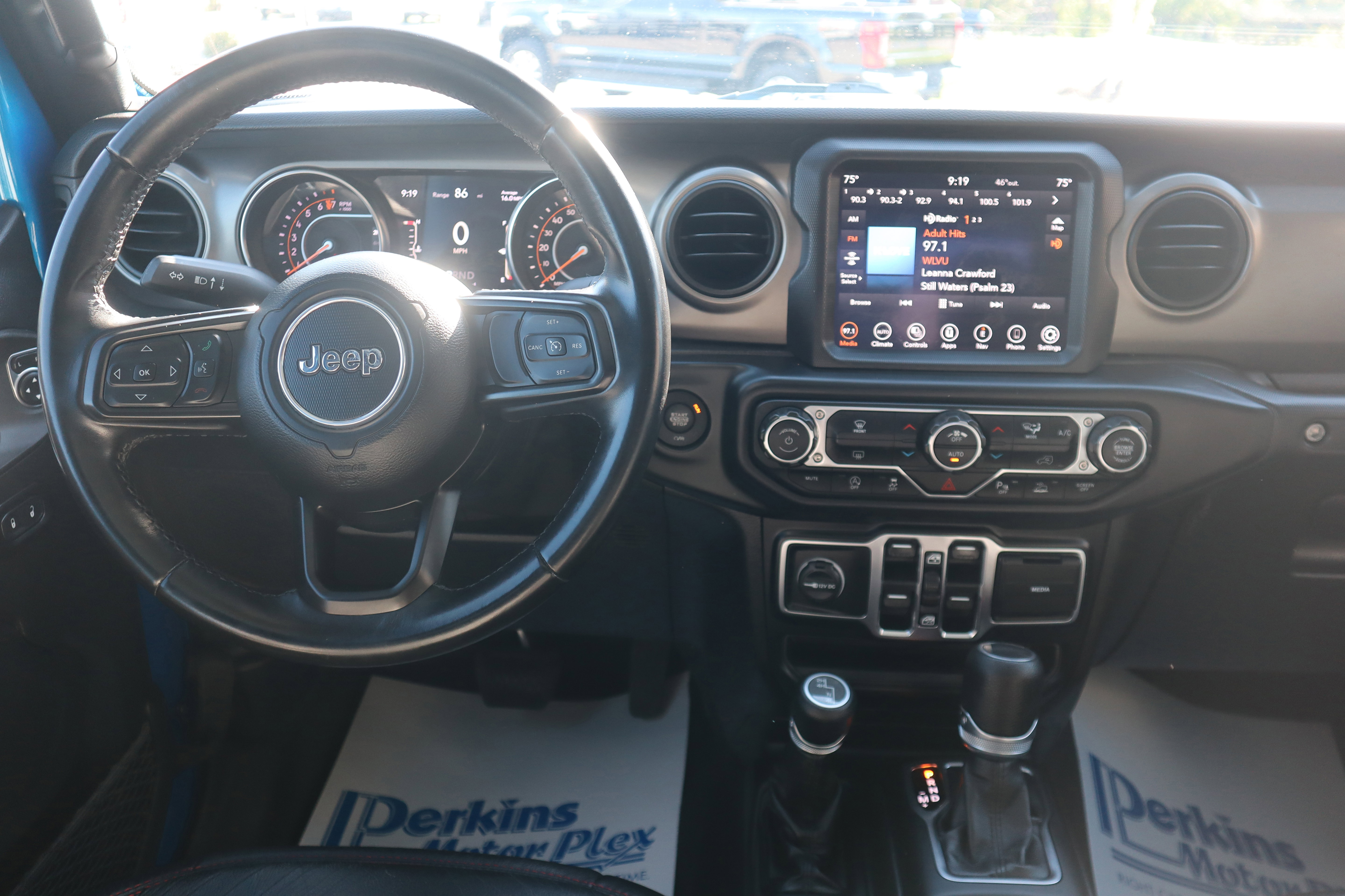 Used 2021 Jeep Gladiator Sport image 14