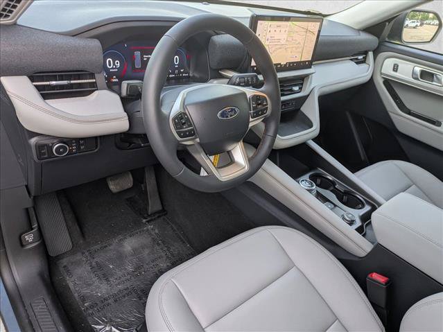 New 2026 Ford Explorer Active w/ Active Comfort Package AWD/4WD image 3