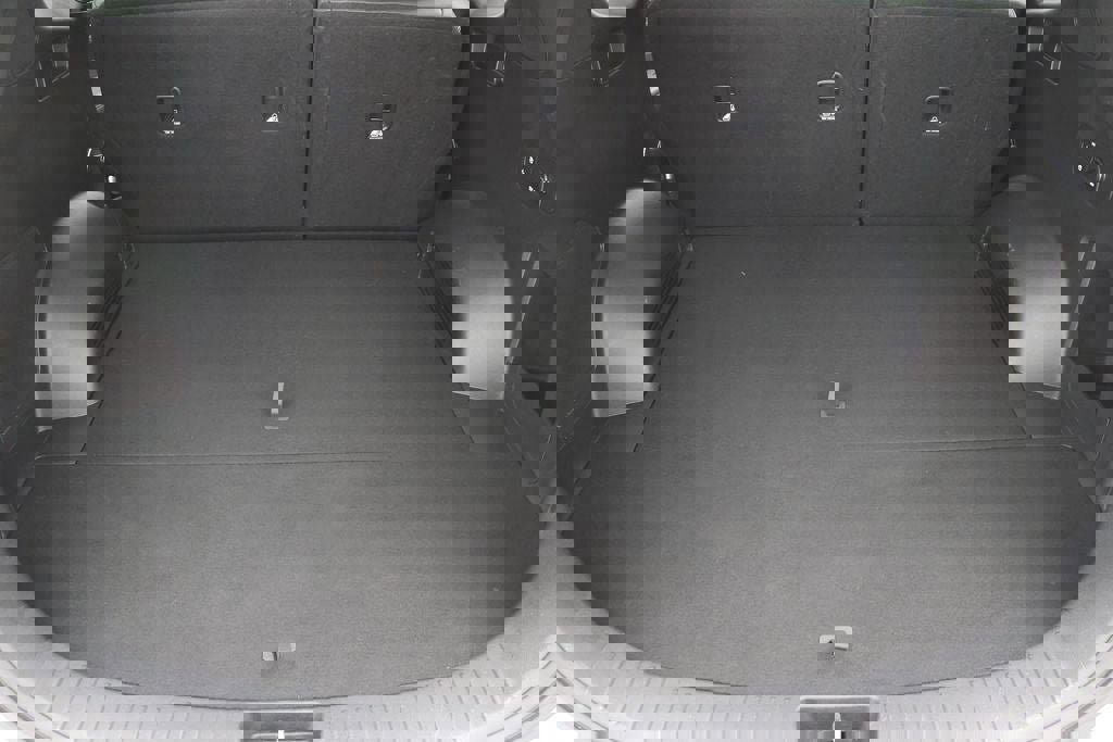 Used 2023 Hyundai Santa Fe SEL w/ Premium Package image 33