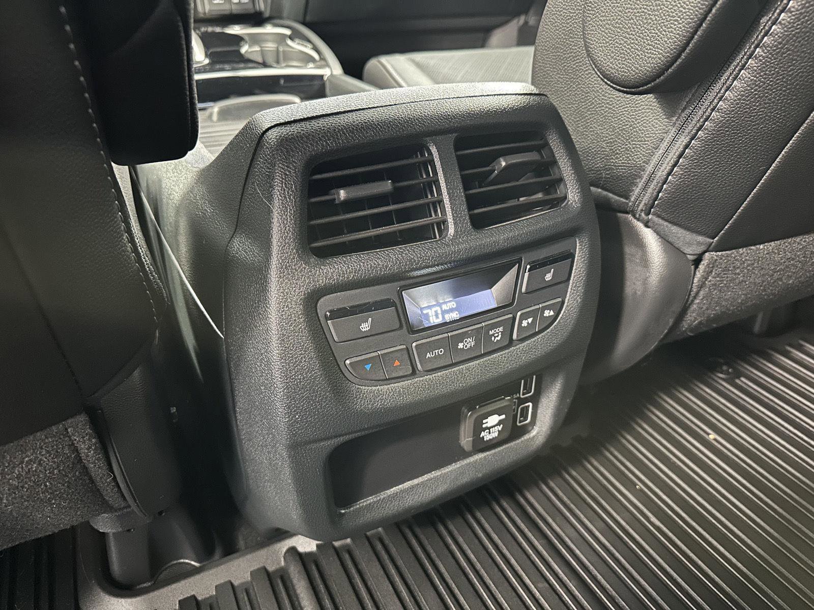 Certified 2023 Honda Passport Elite image 40