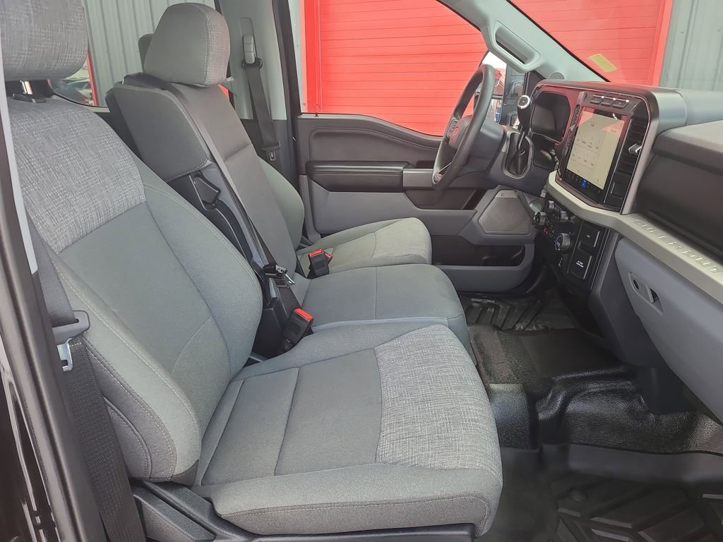 Used 2024 Ford F350 XLT w/ XLT Premium Package image 44