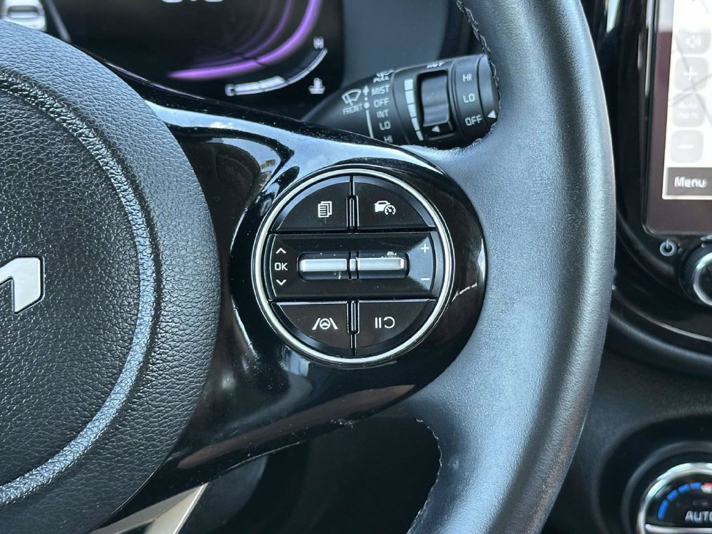 Used 2025 Kia Soul EX FWD image 22