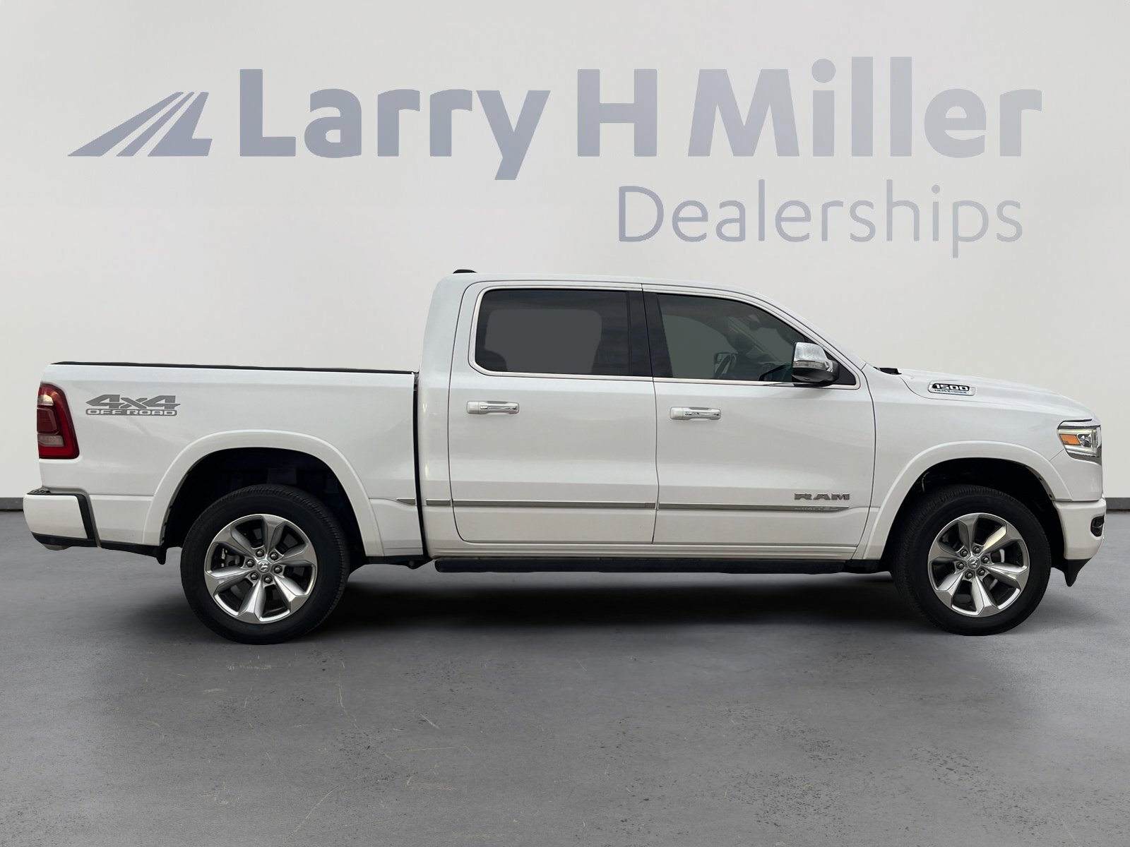 Used 2021 RAM 1500 Limited image 6
