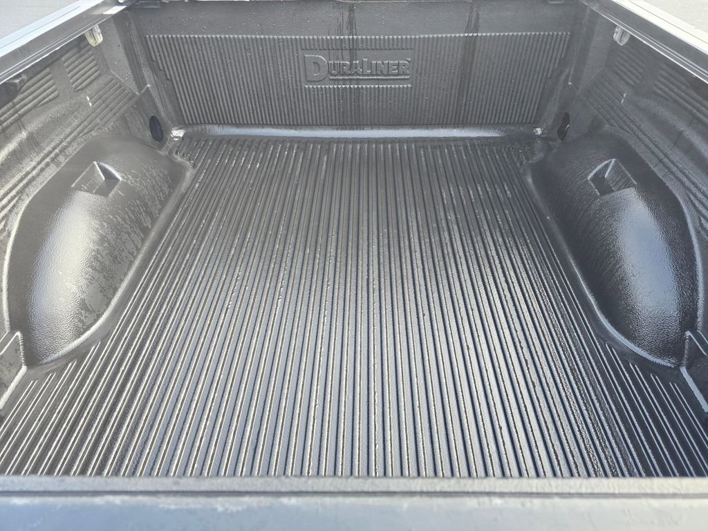 Used 2023 RAM 1500 Limited w/ Body-Colour Bumper Group image 4