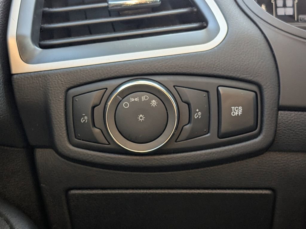 Used 2024 Ford Edge SEL AWD/4WD image 22