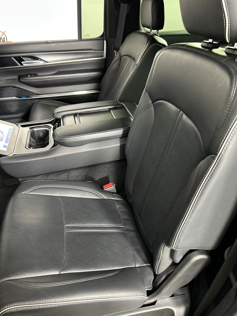 Used 2024 Jeep Grand Wagoneer L Series II w/ Quick Order Packagew 28T image 17