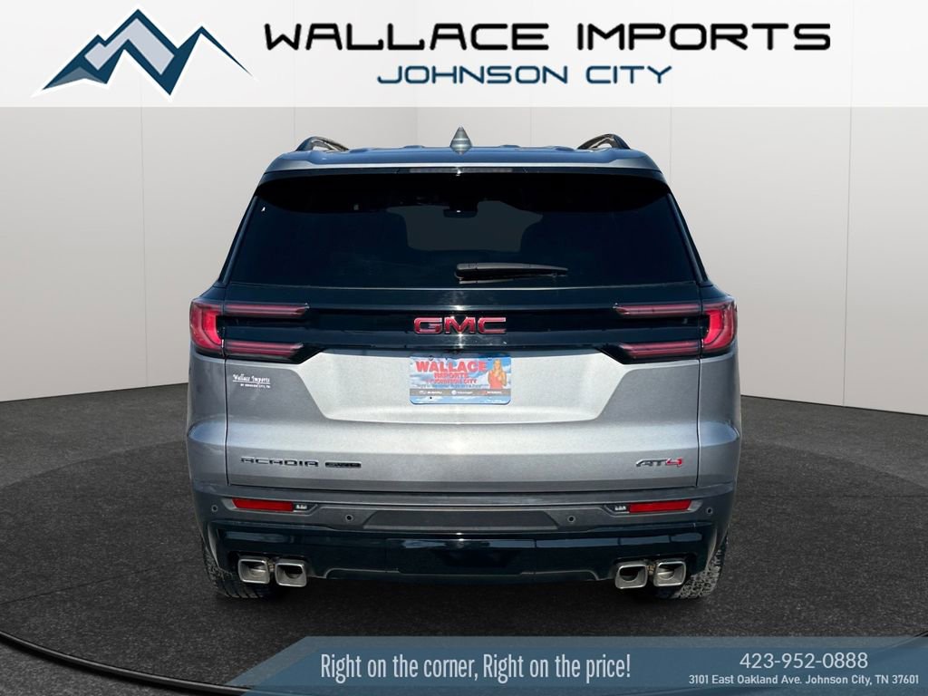 Used 2024 GMC Acadia AT4 w/ Super Cruise Package image 4