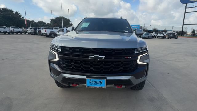 Certified 2024 Chevrolet Suburban Z71 w/ Luxury Package AWD/4WD image 3
