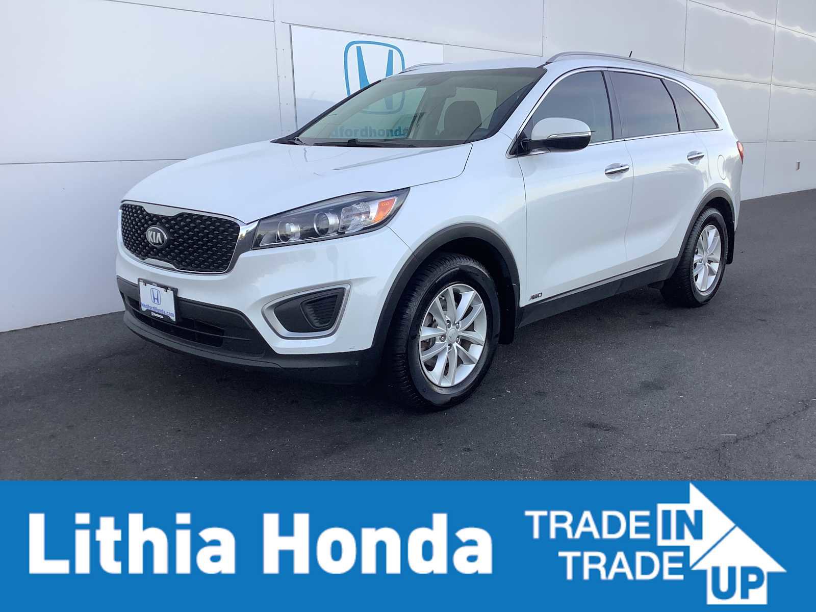 Used 2017 Kia Sorento AWD image 1