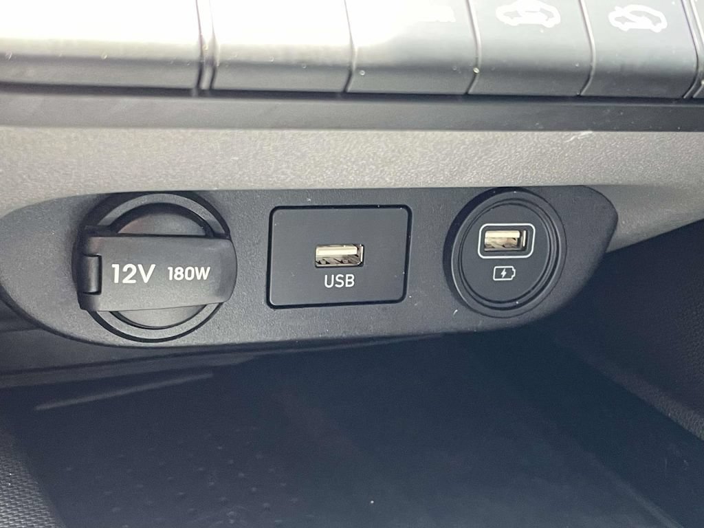 Certified 2023 Hyundai Elantra SEL w/ Convenience Package FWD image 29