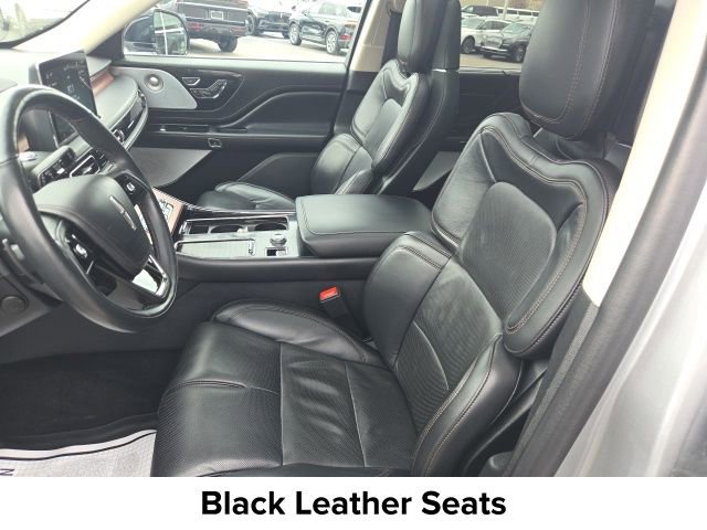 Used 2023 Lincoln Aviator Reserve w/ Equipment Group 201A image 6