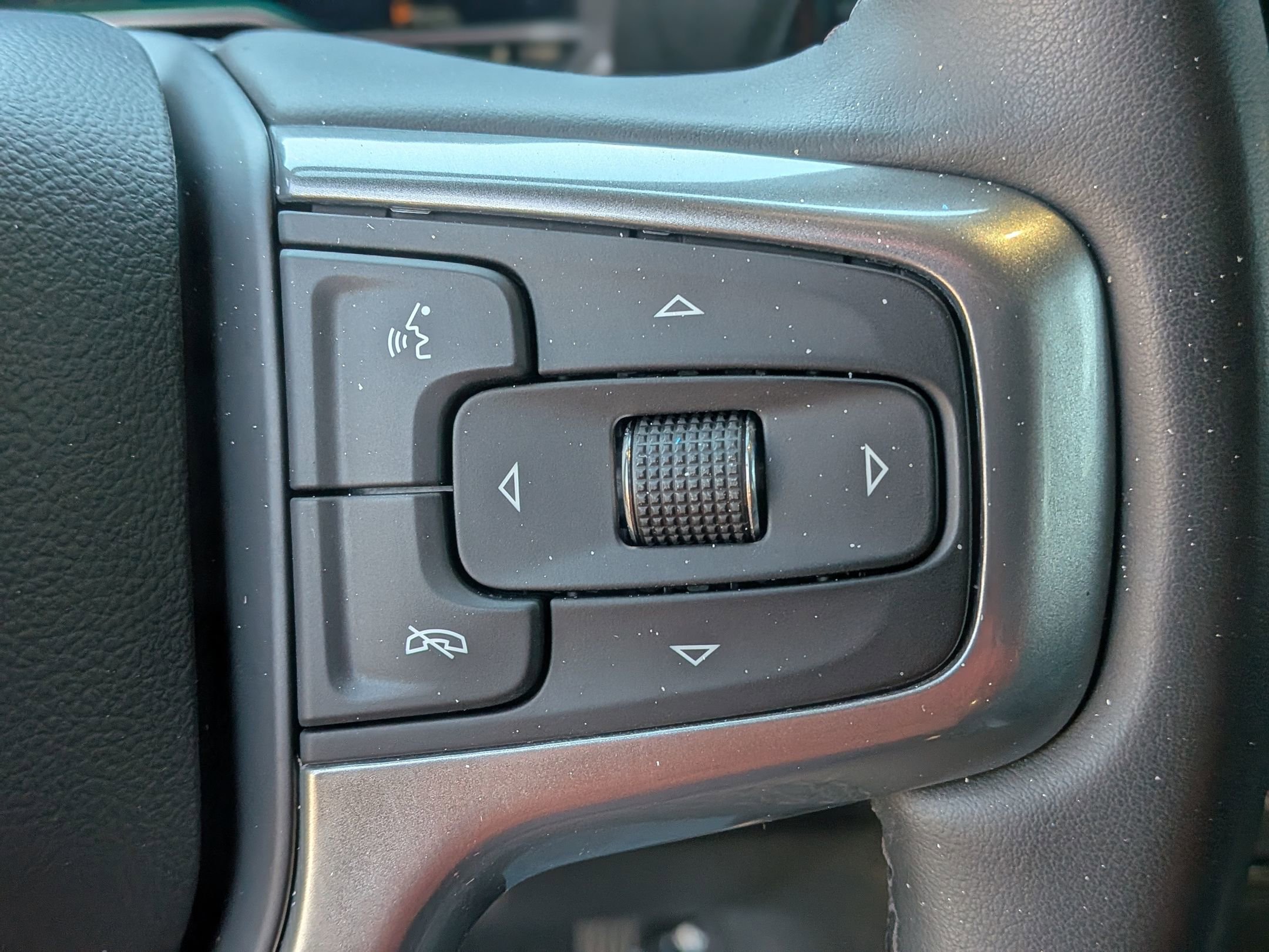 Certified 2024 Chevrolet Silverado 2500 LT image 23