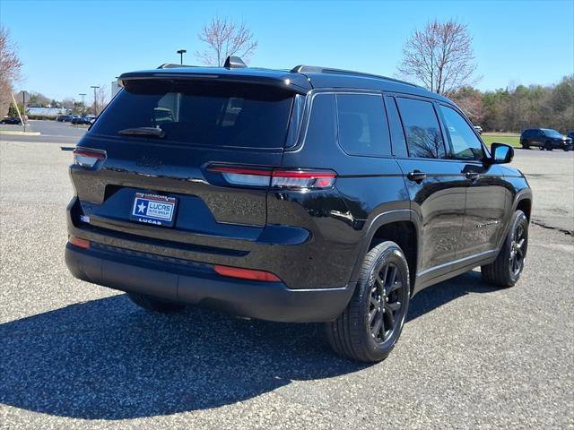 Certified 2024 Jeep Grand Cherokee L Laredo AWD/4WD image 11