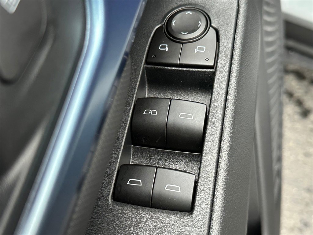 New 2026 Chevrolet Equinox EV LT image 21