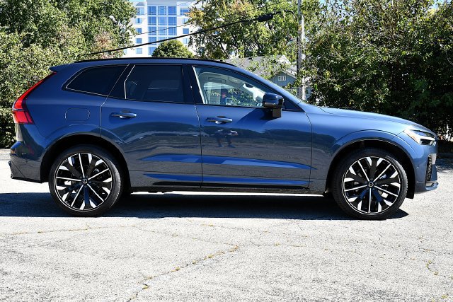 Certified 2026 Volvo XC60 B5 Ultra AWD/4WD image 8