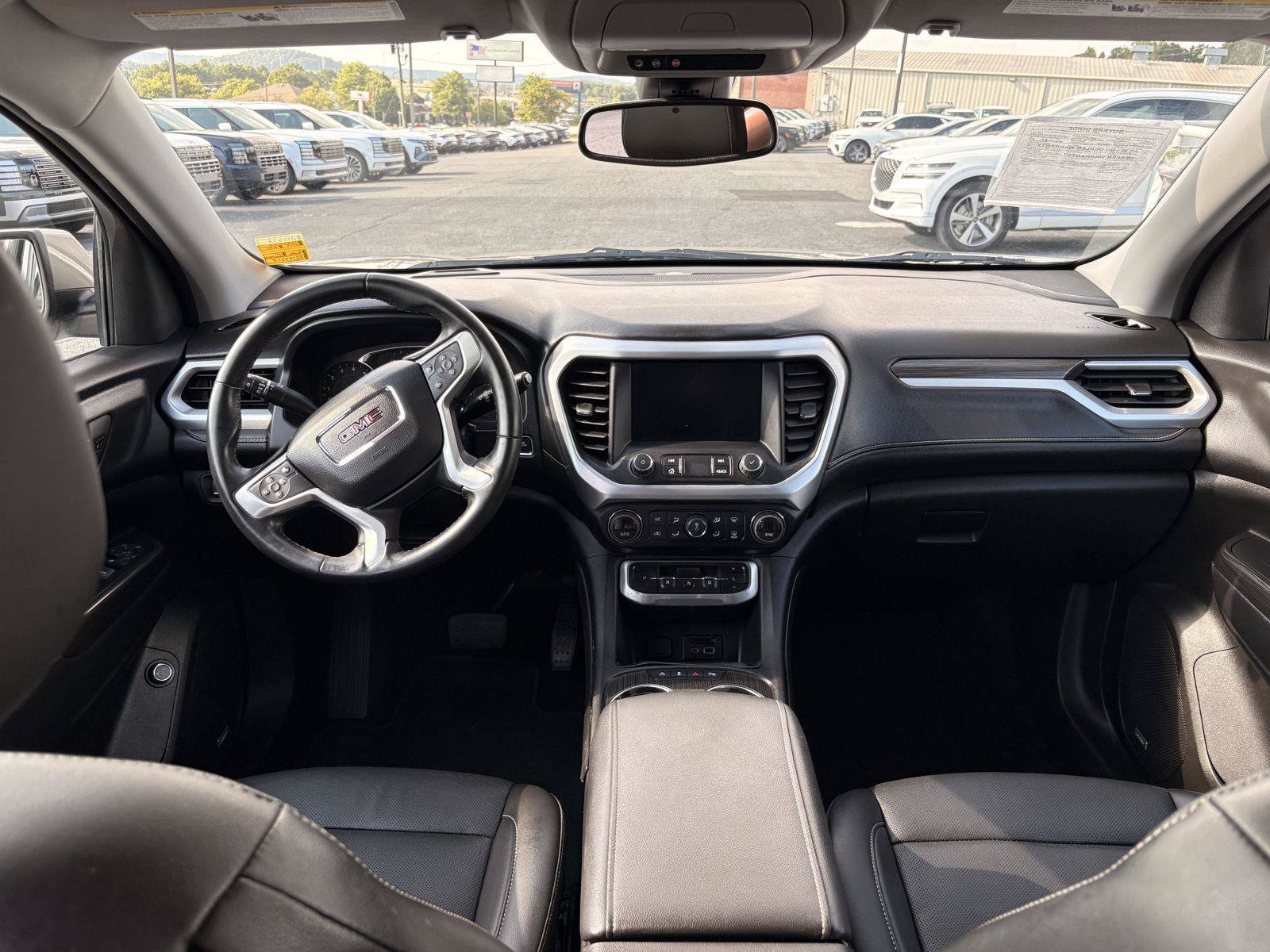 Used 2023 GMC Acadia SLT AWD/4WD image 30