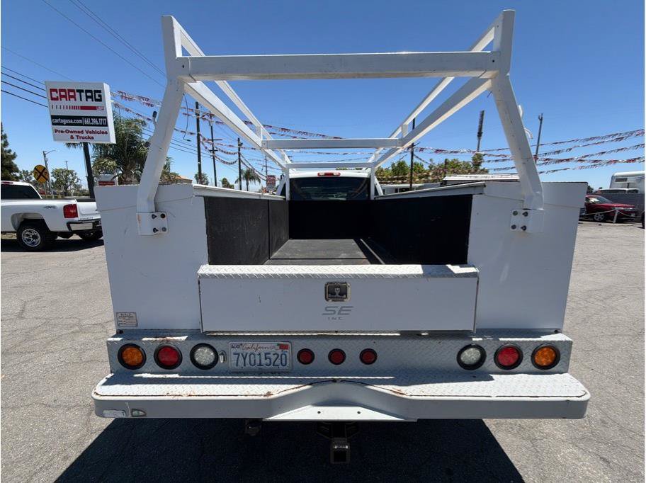 Used 2005 GMC Sierra 3500 SLE w/ Heavy-Duty Power Package RWD image 14