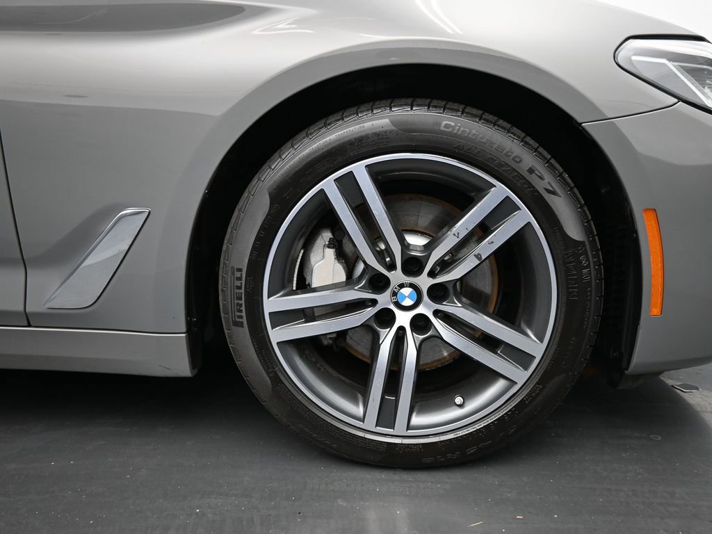 Used 2022 BMW 530i xDrive AWD/4WD image 10