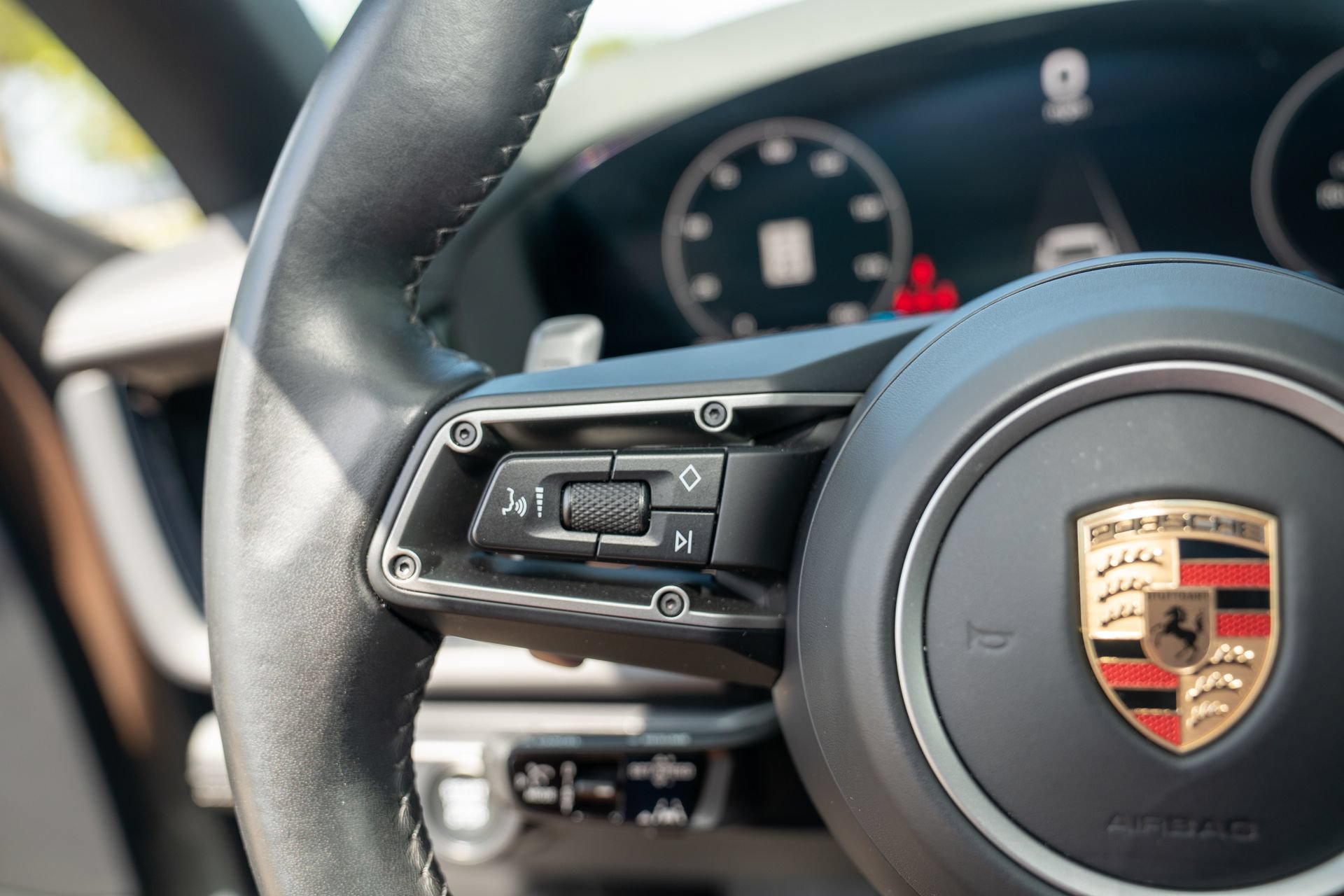 Used 2024 Porsche Panamera w/ Premium Package RWD image 25