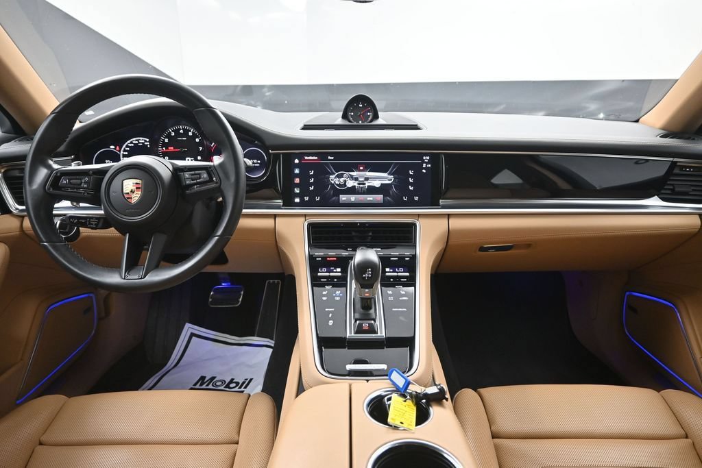 Used 2023 Porsche Panamera 4S w/ Premium Package AWD/4WD image 31