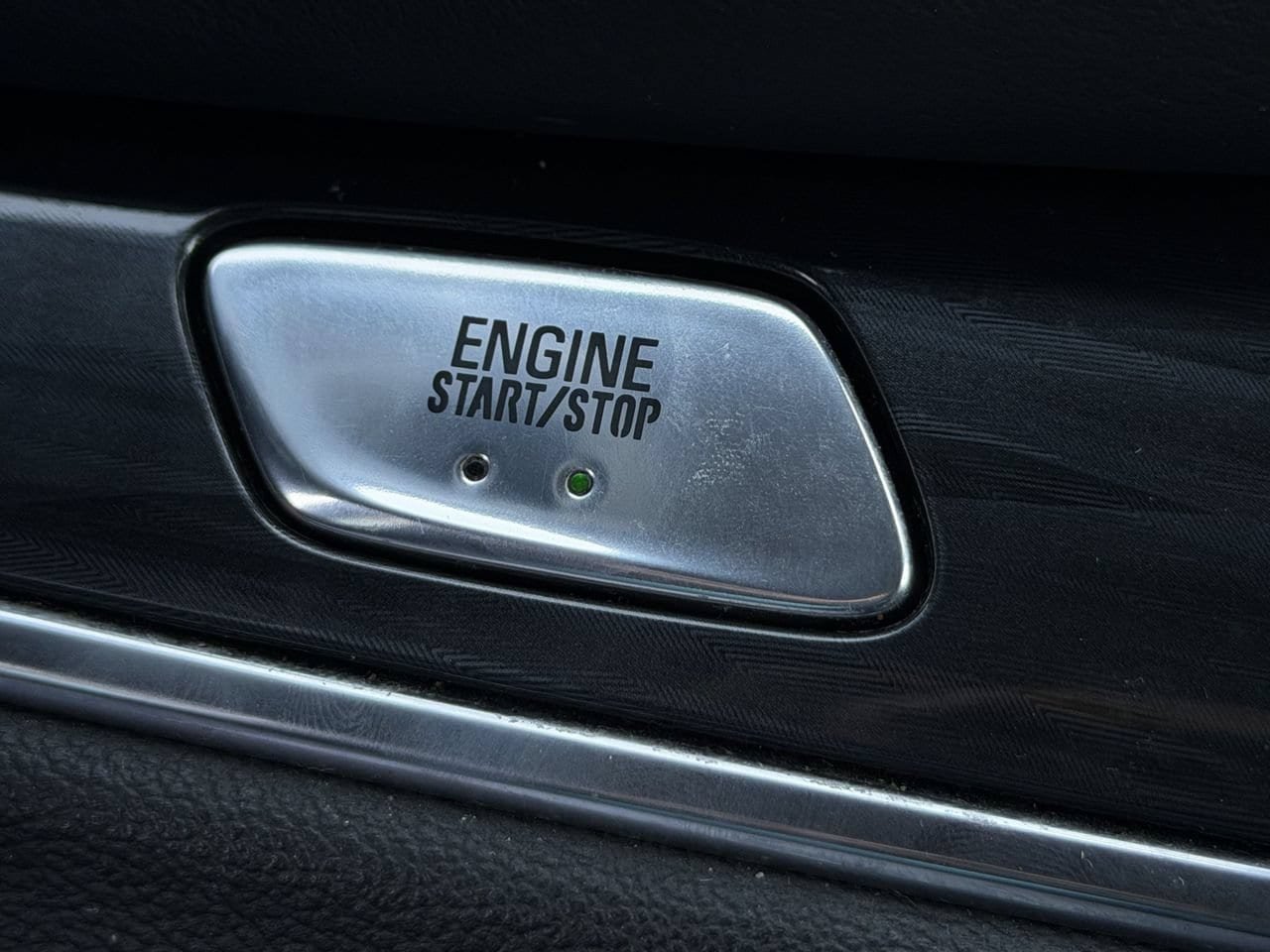Used 2022 Buick Enclave Essence FWD image 19