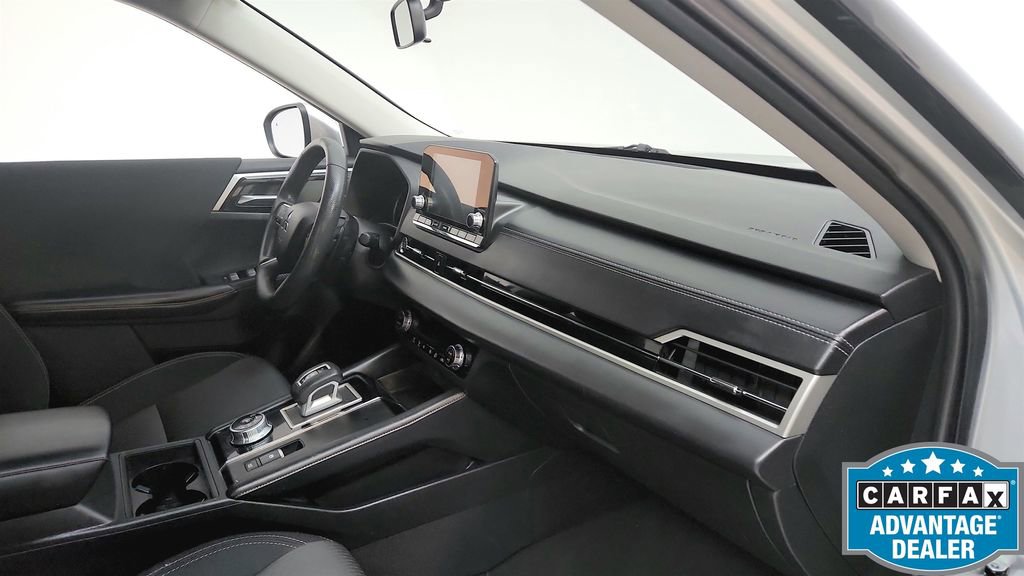 Used 2022 Mitsubishi Outlander ES FWD image 40