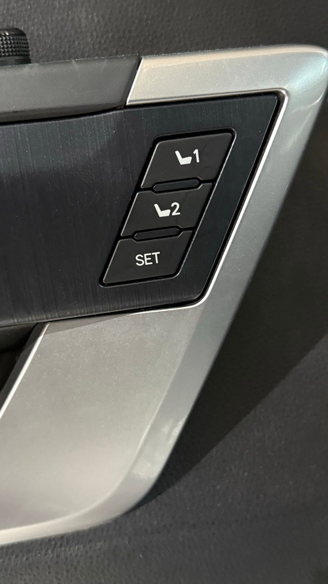 Used 2023 Toyota Sequoia Platinum image 36