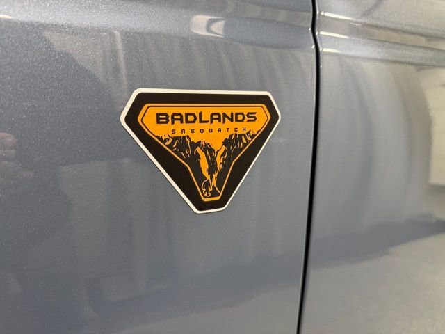 Used 2023 Ford Bronco Badlands w/ Sasquatch Package AWD/4WD image 27
