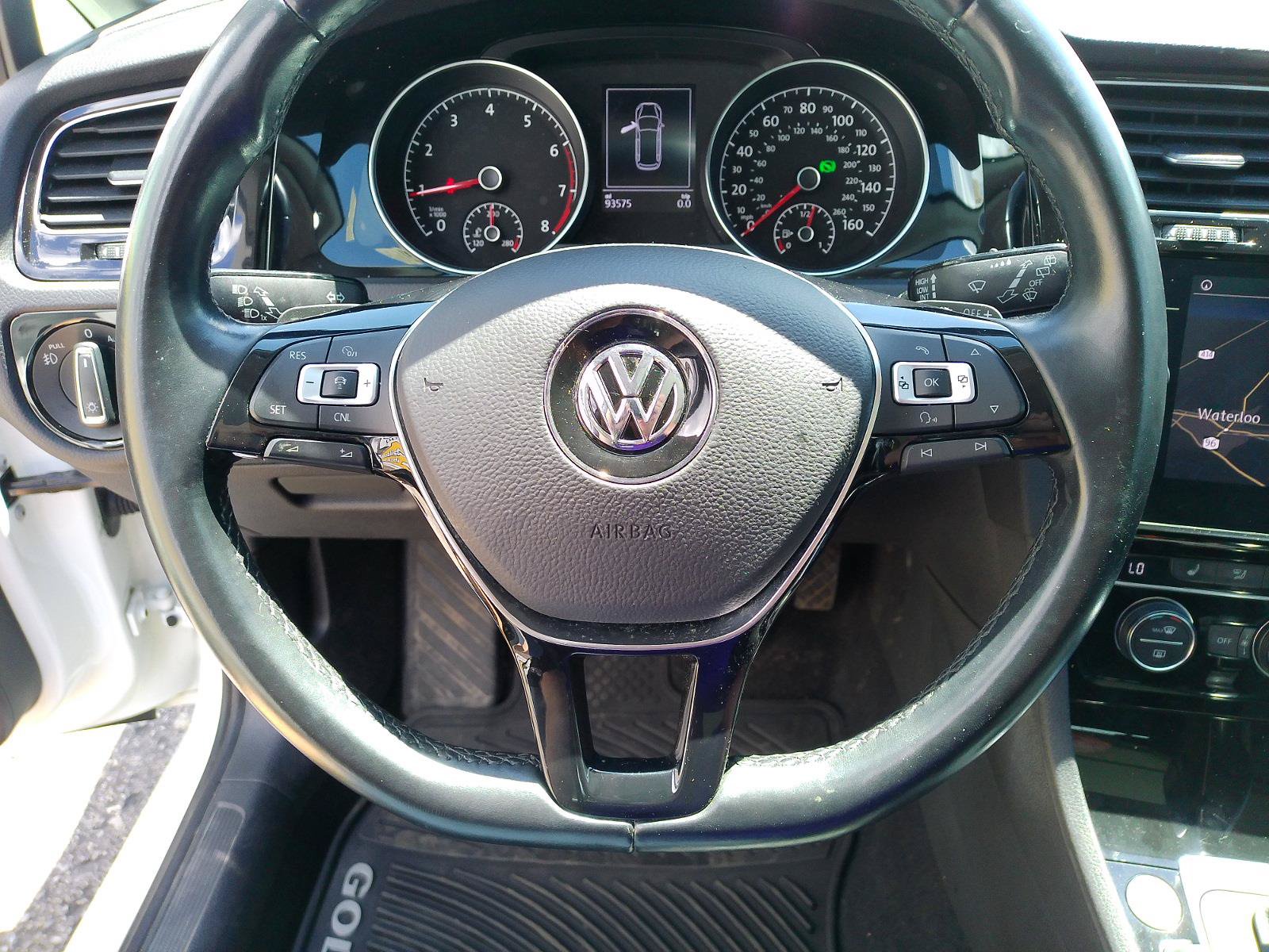 Used 2018 Volkswagen Golf SEL FWD image 12