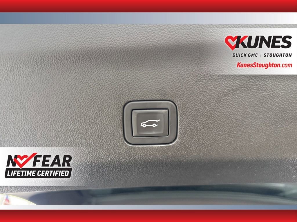 Used 2023 GMC Yukon SLT image 39