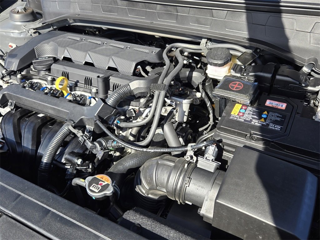 Certified 2025 Hyundai Venue SE image 20
