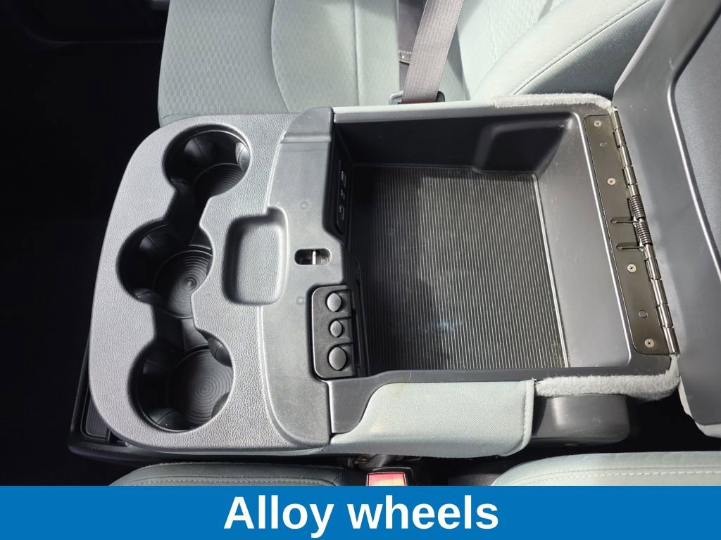 Used 2019 RAM 1500 Classic SLT image 12