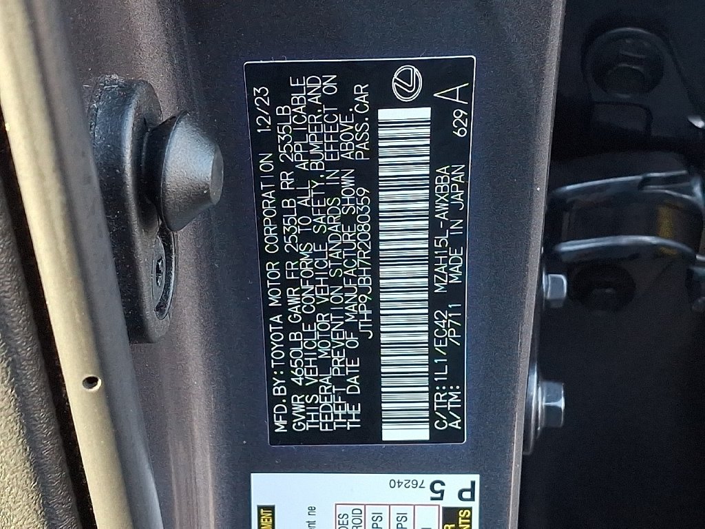 Used 2024 Lexus UX 250h AWD w/ Premium Package image 28