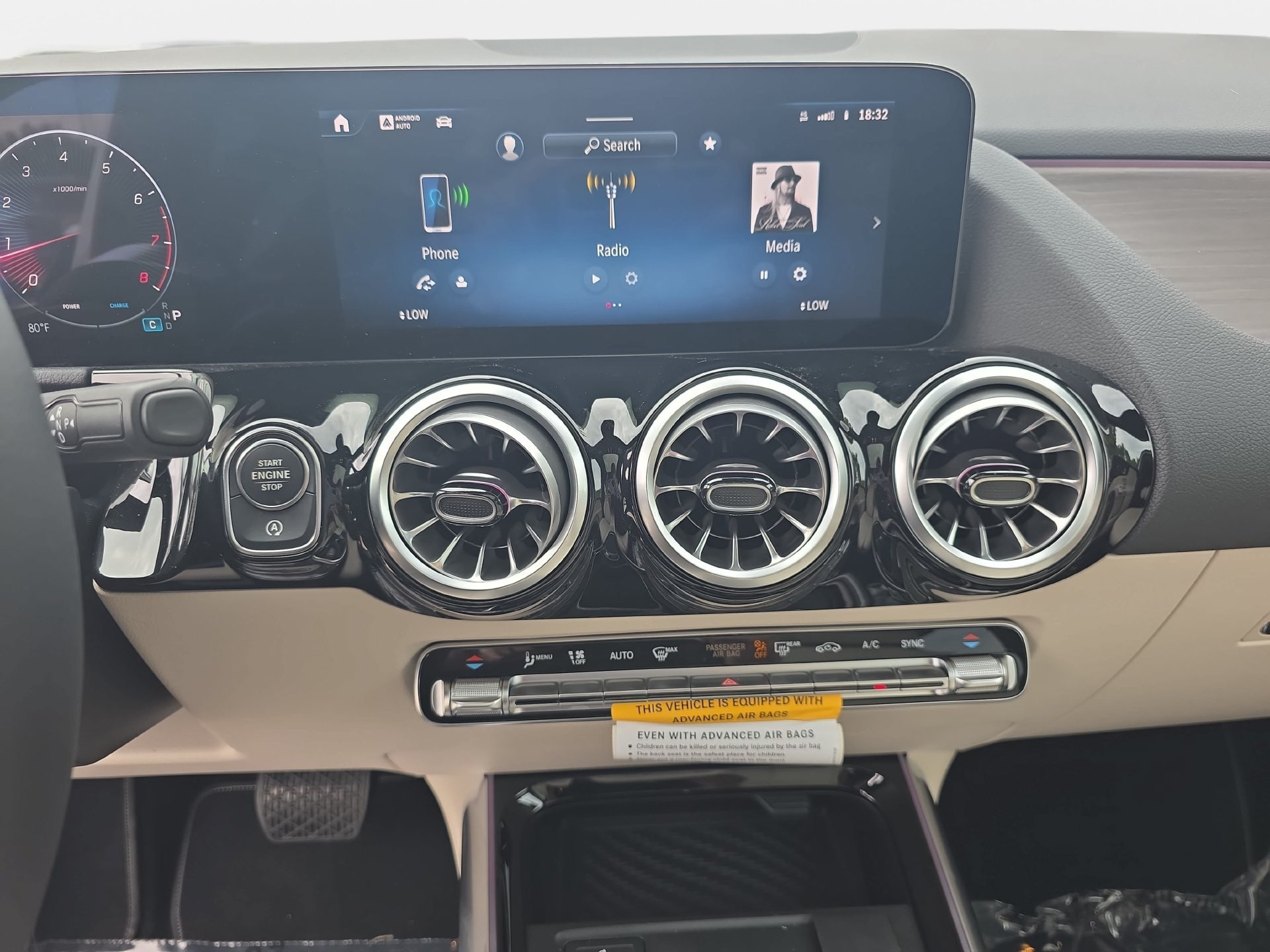 Used 2026 Mercedes-Benz GLA 250 4MATIC image 20